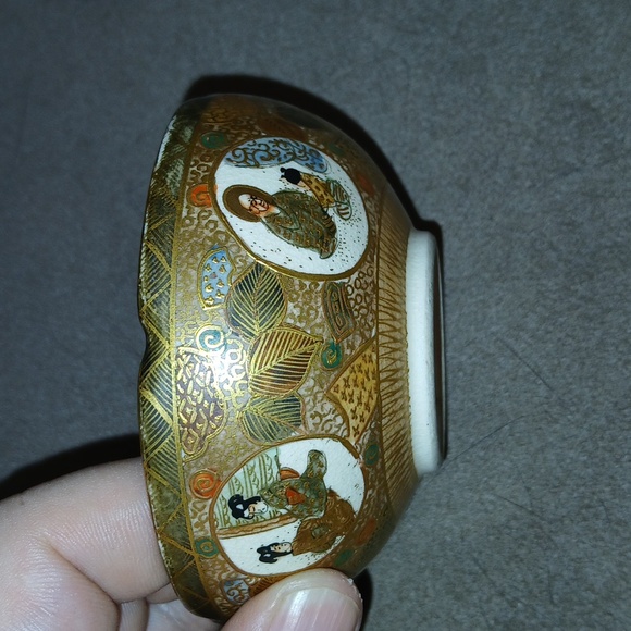 Antique Meiji period SATSUMA bowl - Picture 3 of 3